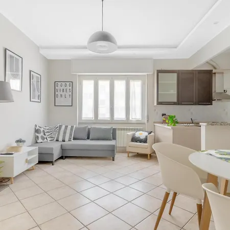 Easy Lin Διαμέρισμα Μιλάνο